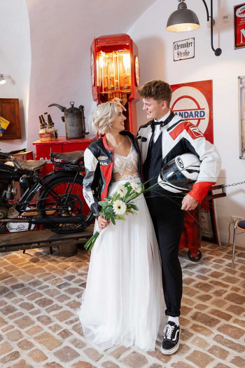 4-Bikerhochzeit-Schloss-Wildeck