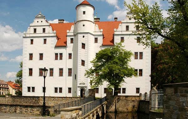 Schloss-Schoenfeld