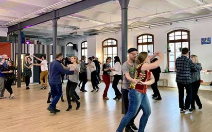 Tanzhaus-Halle-Tanzschule