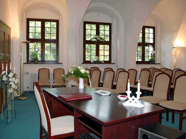 Standesamt Delitzsch mit Öffnungszeiten und Kontaktdaten