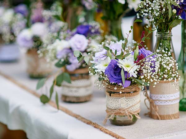 Tischdekoration zur Hochzeit – Tipps für stilvolle Dekorationen