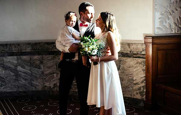 Kinder auf der Hochzeit beschäftigen