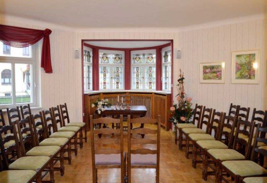 Standesamt Arrnsdorf – Trauraum im Standesamt