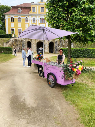 Süßer Mond – Leckeres Eis zur Hochzeit bei Ihnen vor Ort vom Eisfahrrad