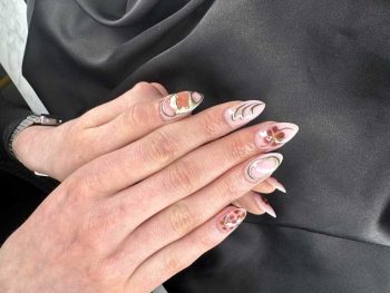 Nana's Beauty Studio Dresden: Braut Make-up, Head Spa & JGA